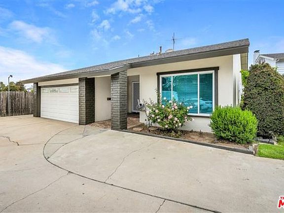 3rd image of 5100 Lindblade Dr