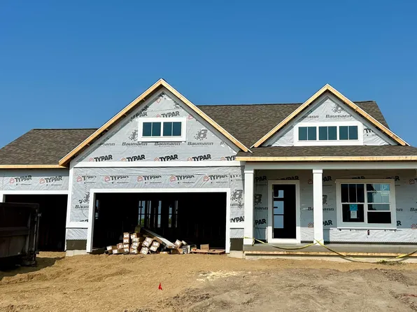 3651 Garner Dr #25, Zeeland, MI 49464