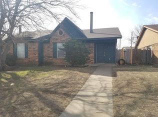 2712 Rustic Forest Rd, Fort Worth, TX 76140