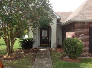 10588 Bluebonnet Blvd, Baton Rouge, LA 70810