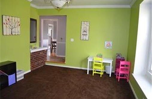 Familly Room w/New Carpet