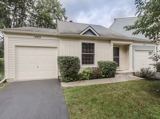 1480 N Driftwood Ave, Palatine, IL 60067