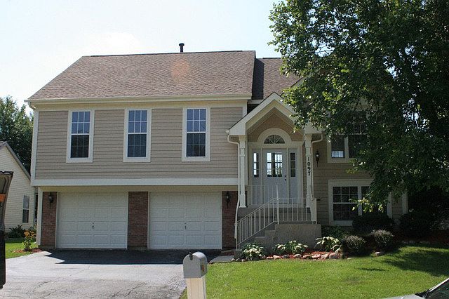 1st image of 1097 Clover Hill Ln