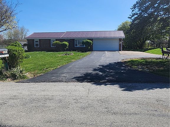 2nd image of 1262 Surface Rd