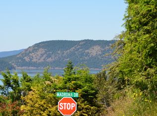 14055 Madrona Dr, Anacortes, WA 98221