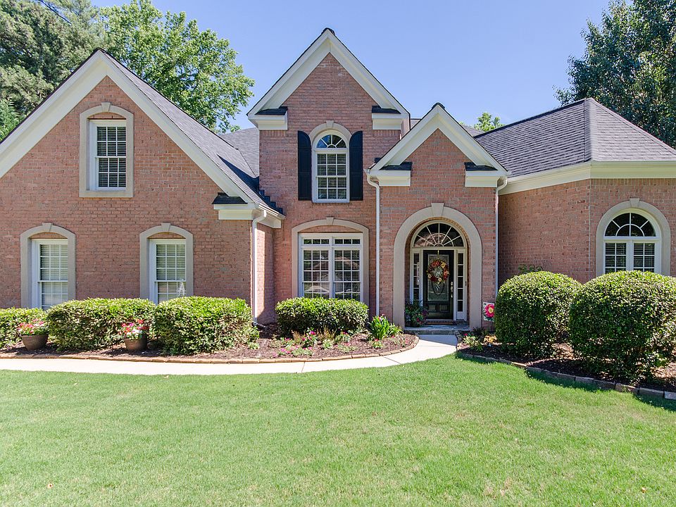 1st image of 330 Browns Crossing Dr