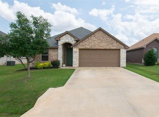 3207 Main St, Granbury, TX 76049