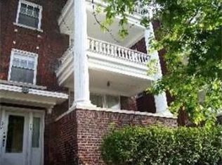 315 E 43rd St, Kansas City, MO 64111