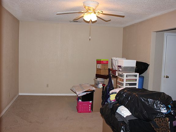 3rd image of 2710 Townbluff Dr