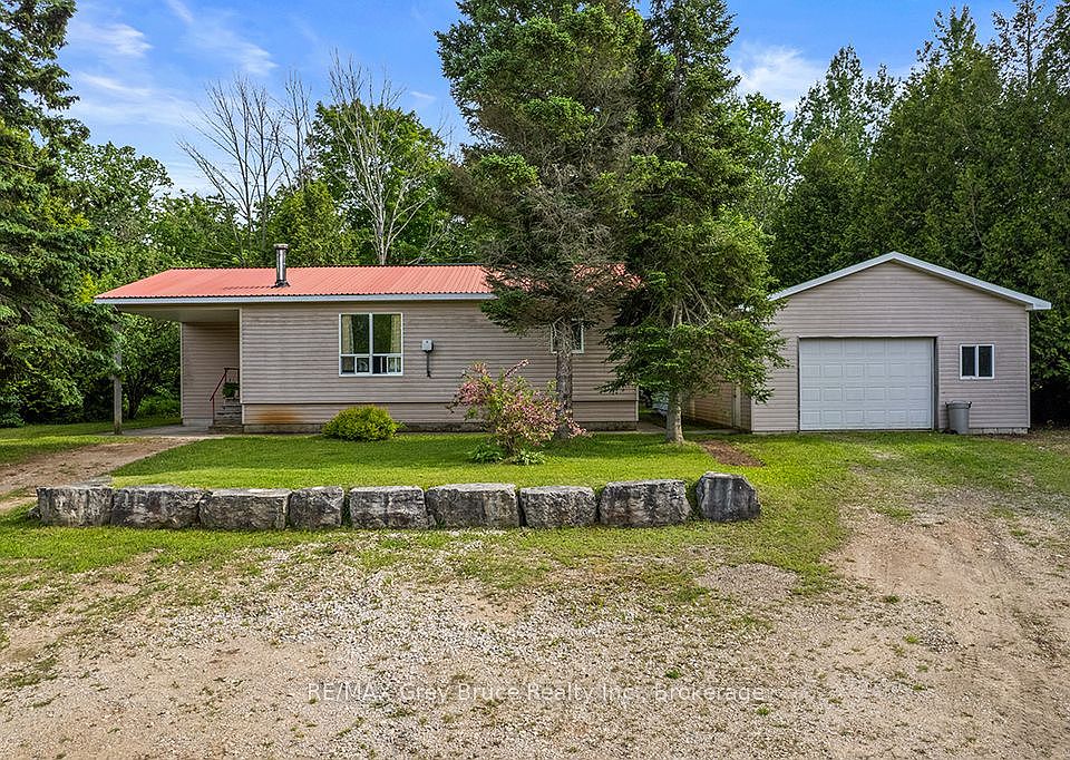 1st image of 335 Pike Bay Rd
