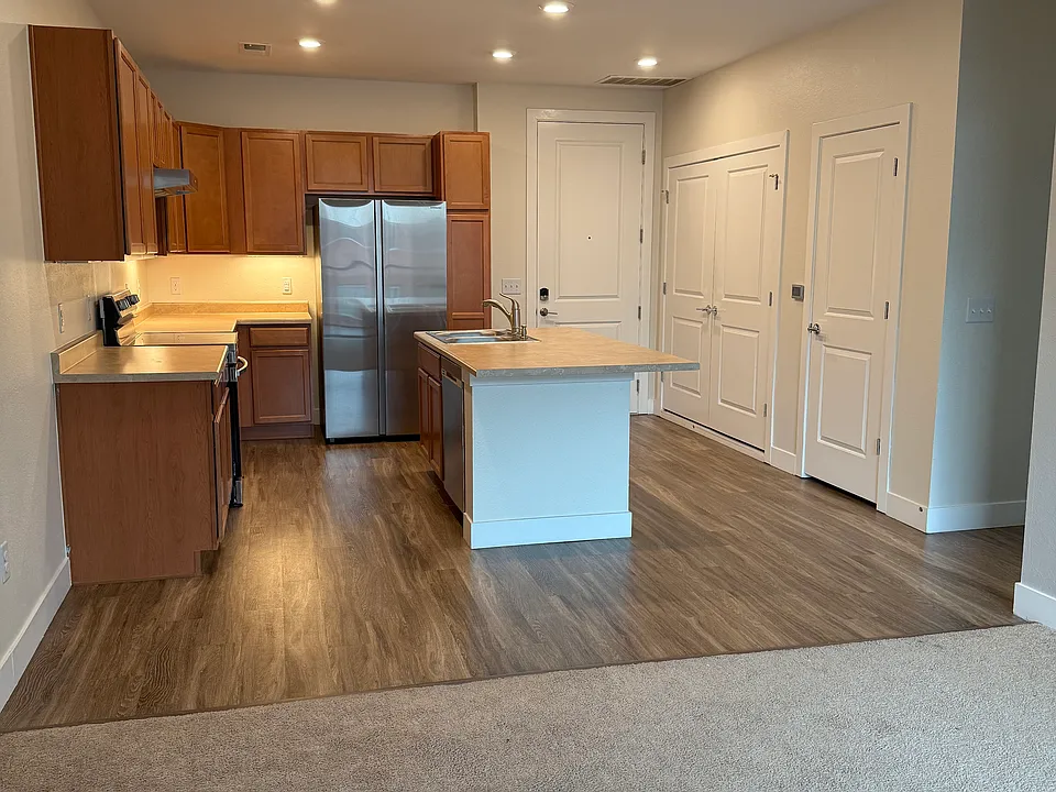 14351 E Tennessee Ave #205
