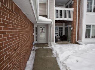 Overlook Lakes, Greendale, WI 53129