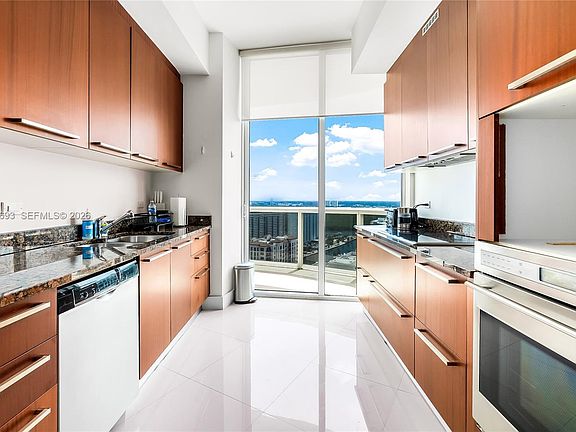 5th image of 16001 Collins Ave APT 2605