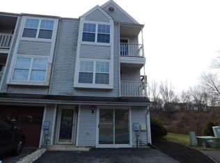 5 Ridge Blvd, Wilmington, DE 19808