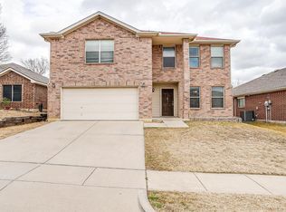 10104 High Eagle Trl, Fort Worth, TX 76108