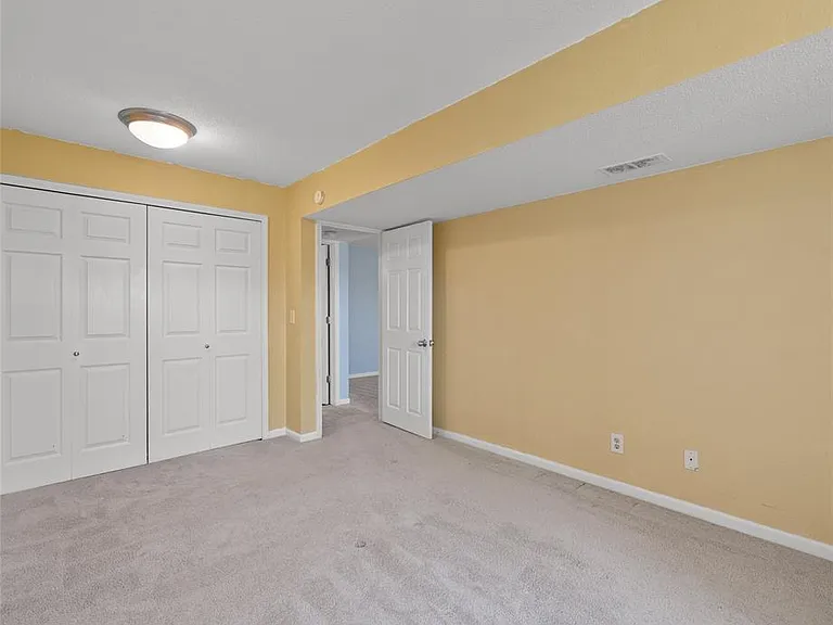 101 Fieldcrest St — Photo 23