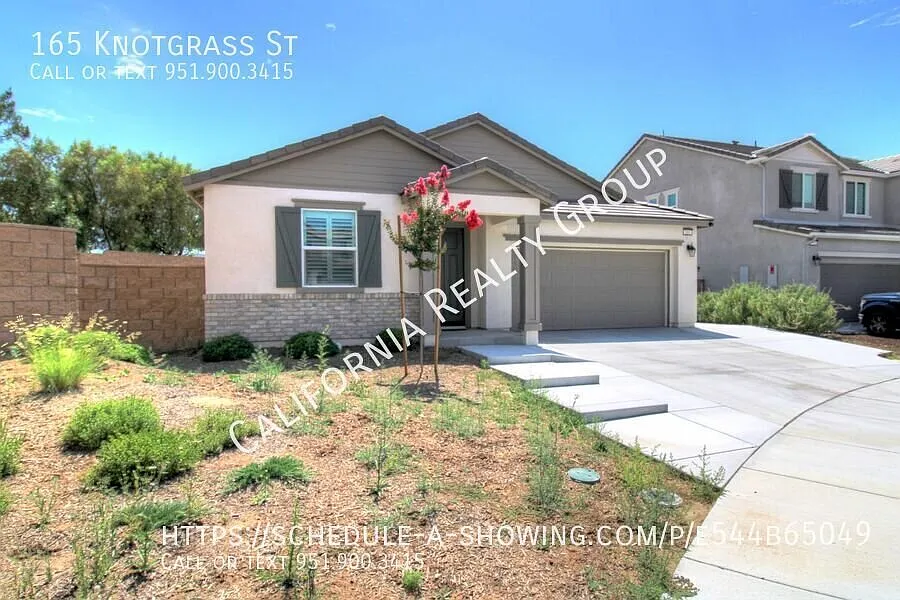 4 bed, 3.0 bath, 2080 sqft, $3,150 — Photo 4