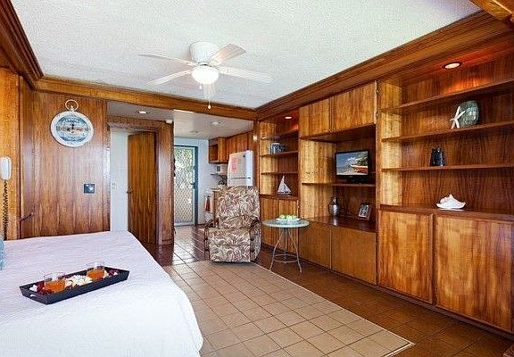 3rd image of 77-6452 Alii Dr APT 107