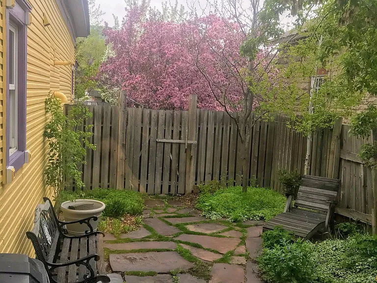 321 Oak St — Photo 20