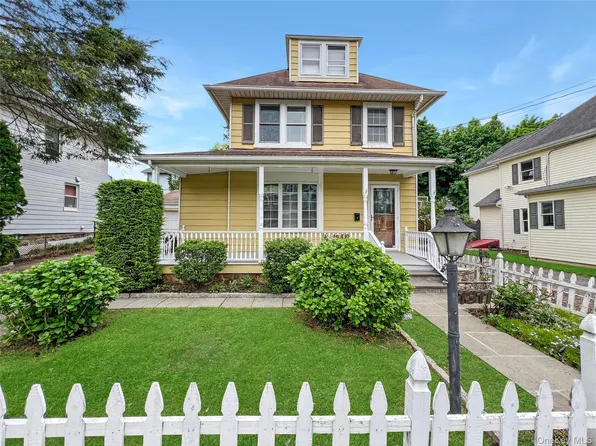 1311 Henry Avenue, Mamaroneck, NY 10543