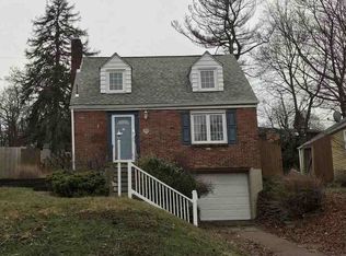 2626 Winchester Dr, Pittsburgh, PA