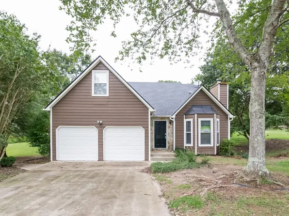 1400 Paddocks Way, Powder Springs, GA 30127