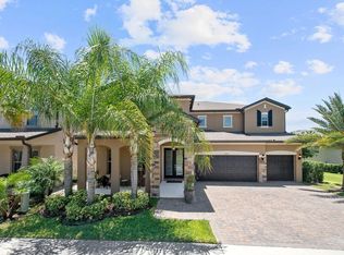 9344 Royal Estates Blvd, Orlando, FL 32836