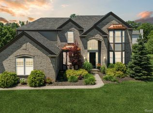8466 Parkside Dr, Grand Blanc, MI 48439