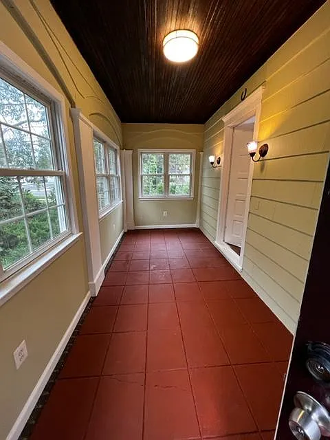 223 W Trenton Ave #1