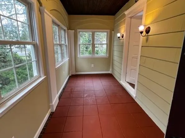 223 W Trenton Ave Floor 1, Morrisville, PA 19067
