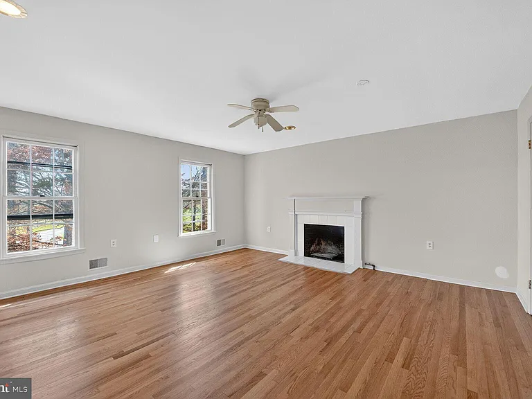 21733 Oatlands Rd — Photo 19
