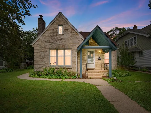 3317 South 46th STREET, Milwaukee, WI 53219