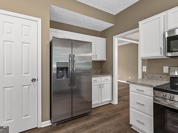 5th image of 1869 Riverlanding Cir
