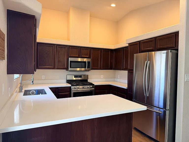 6580 E 33rd Ln — Photo 10