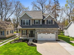 29715 Electric Dr, Bay Village, OH