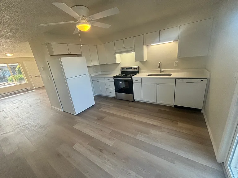 Fairway Village — Photo 24