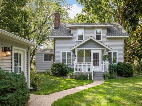 109 102nd St W, Bloomington, MN 55420