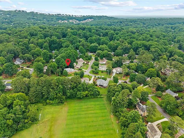 4496 Windsor Oaks Dr — Photo 47