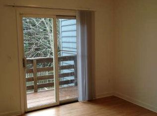 6067 Joust Ln, Alexandria, VA 22315