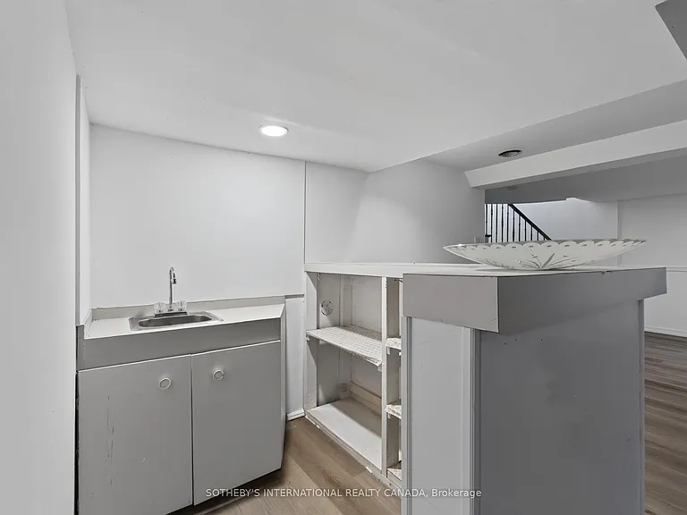 56 Edgehill Rd — Photo 29
