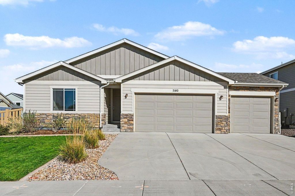 7102 Silver Ct