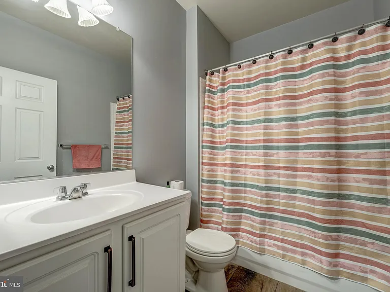 42461 Rockrose Sq — Photo 29