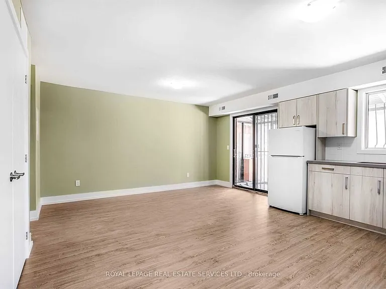 86 Givins St #MAIN — Photo 9