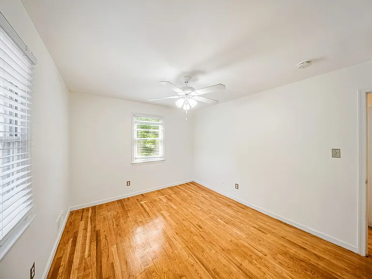 6715 Tildenwood Ln — Photo 11