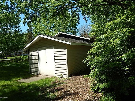 4th image of 4679 Kimber Ln