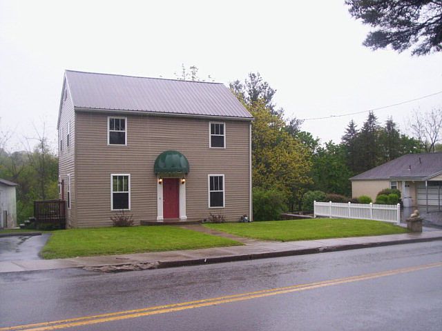 1st image of 610 N Kanawha St