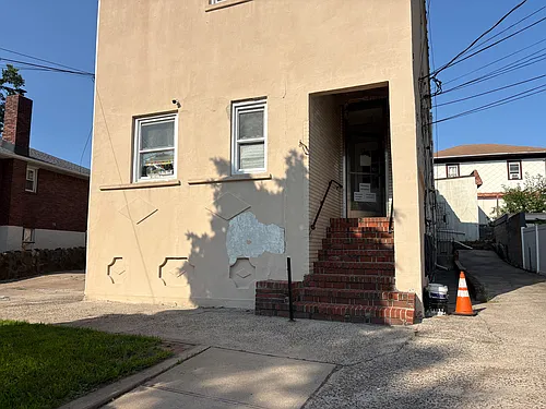 31 Florida Ave #1R Photo 1