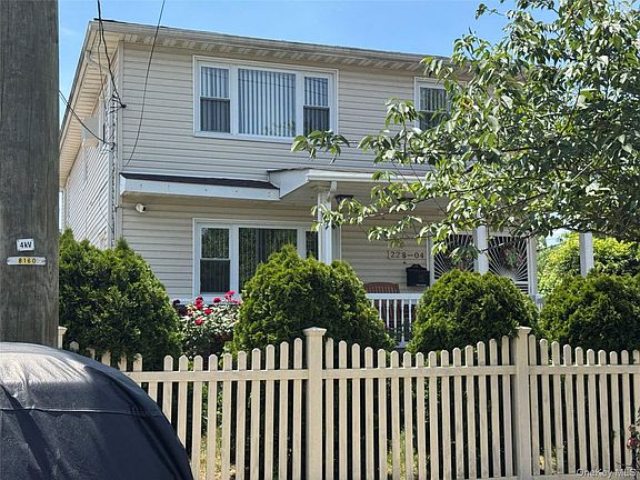 3rd image of 228-04 145th Avenue