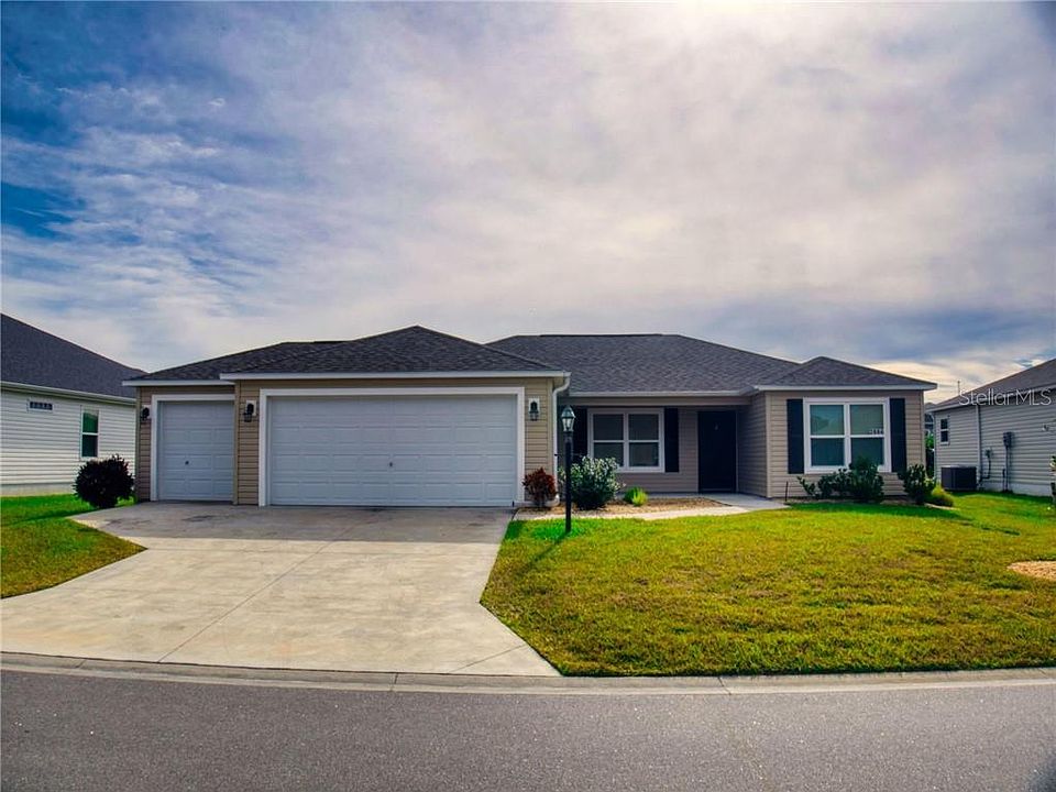 1st image of 2886 Trumpet Vine Pl