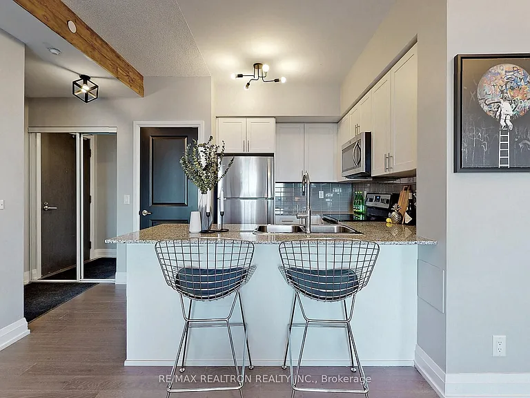 7890 Bathurst St #2505 — Photo 7